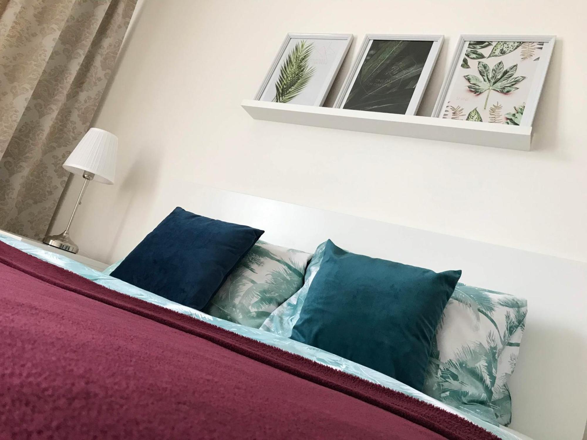E1 Luxury Oldtown Apt - 2X Parking, Foodstore, Pcscreen, Netflix, Unlimited Music, Crib, Babychair, Fastwifi, Aircon Košice Εξωτερικό φωτογραφία